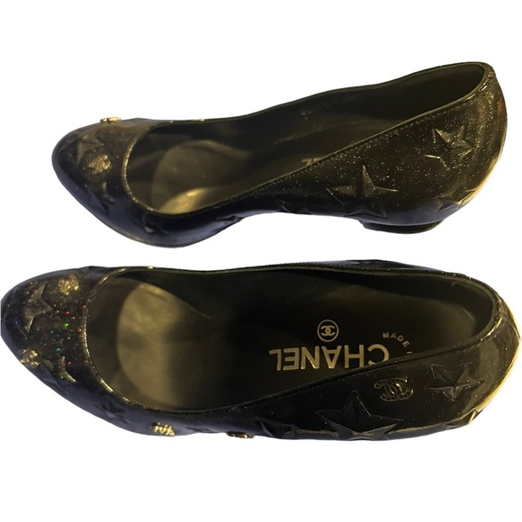 Chanel Black Glitter Star Embossed Patent Leather CC Embellished Platform Pumps - Picture 4 of 16